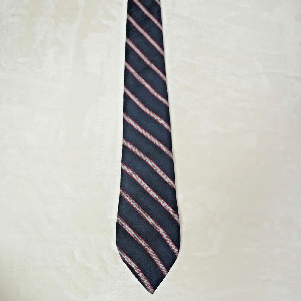Christian Dior Men's Navy Blue Striped All Silk Neck Tie 57" / 3.5"